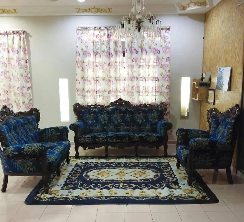 Homestay Bukit Piatu Melaka Rumah Luas 0*, Malacca