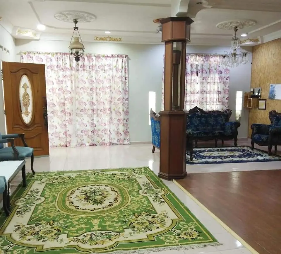 Homestay Bukit Piatu Melaka Rumah Luas 度假居